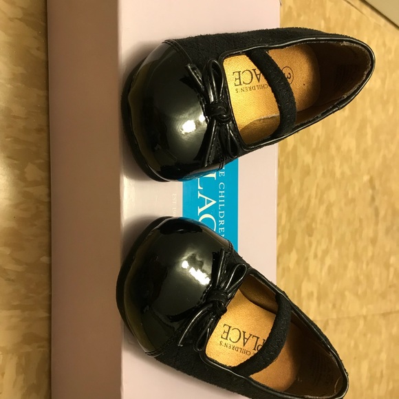 The Children’s Place Black Ballet Flats for Girls, size 3 - Picture 6 of 8